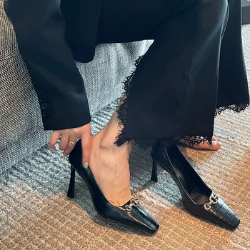 2023 Új Női Luxus Magas Sarkú Cipő Sekély Száját, Fém Csatos Női Cipő Stiletto Temperamentum Szexi Női Sarkú Cipő
